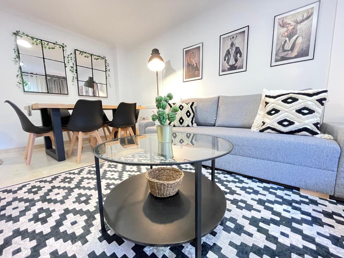 Lägenhet Pleasant Duplex By Elviria Dunas *