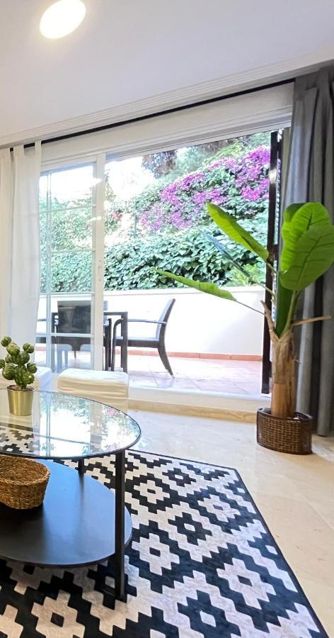Pleasant Duplex By Elviria Dunas Lägenhet *